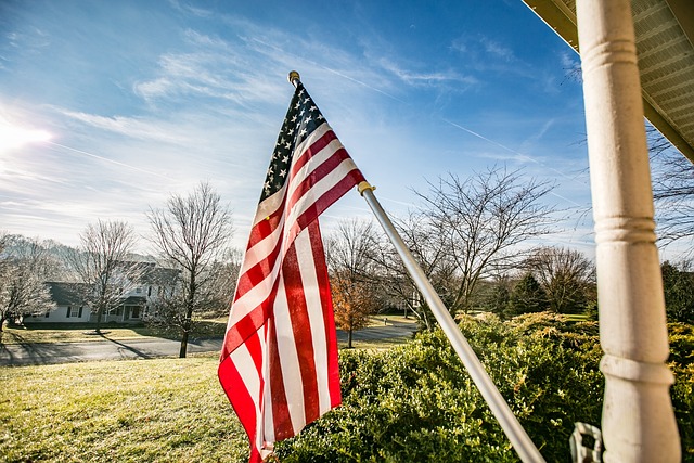 usa-flag-640x480-67607176.jpeg