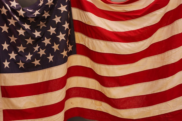 usa-flag-640x480-42131299.jpeg