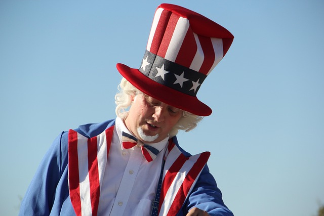 small-american-flags-near-me-640x480-64720924.jpeg