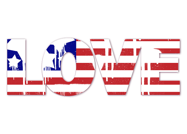 us-flag-near-me-open-640x480-81993164.png