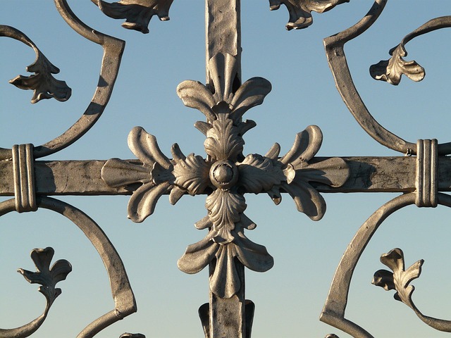 merchant-ensign-with-iron-cross-640x480-91881867.jpeg